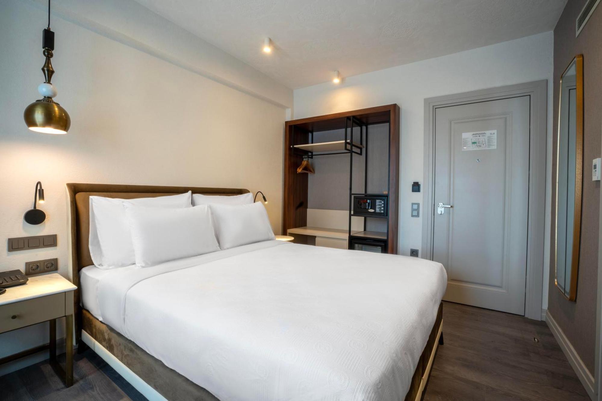 Smart And Simple Hotel Karakoy Istanbul Eksteriør billede