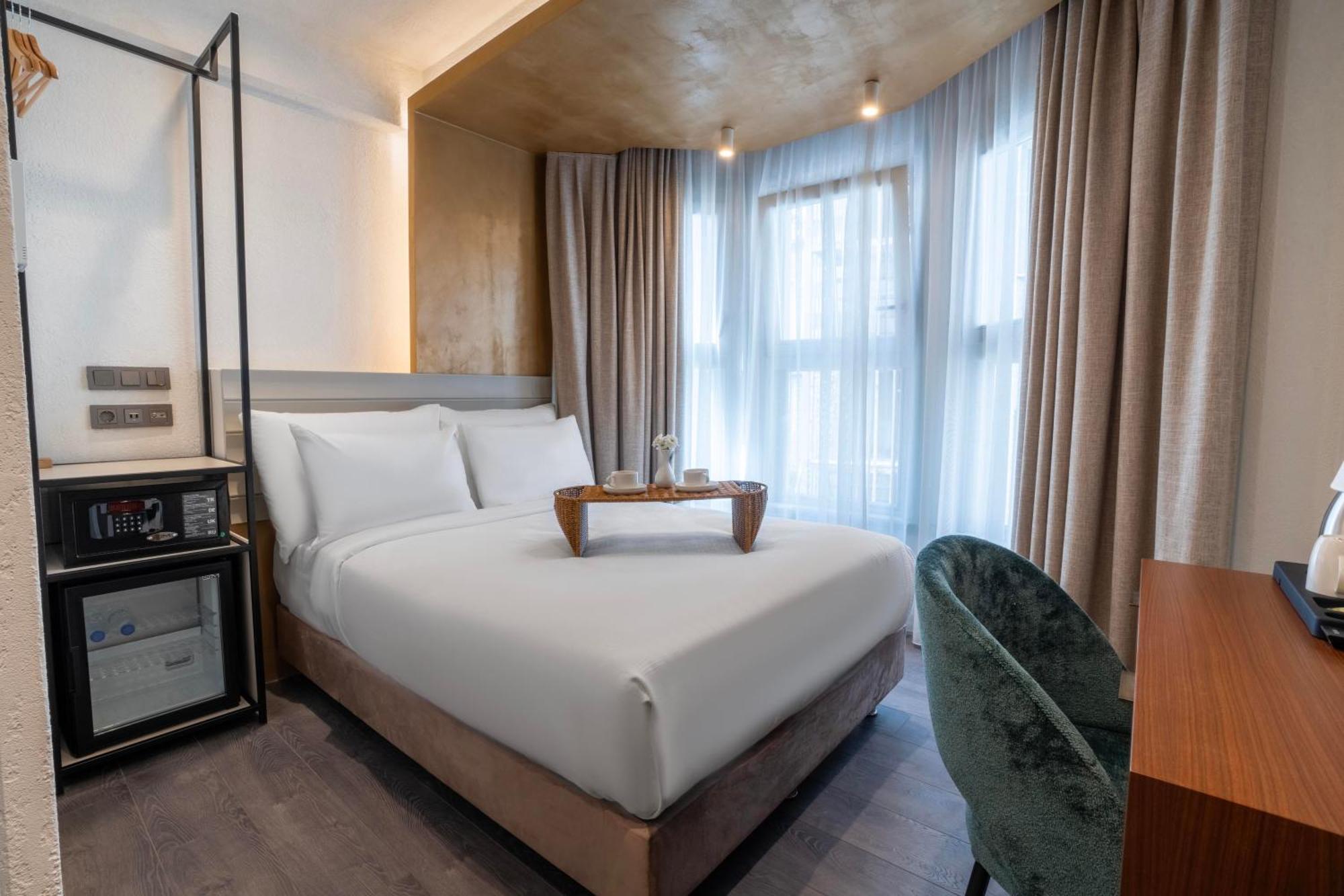 Smart And Simple Hotel Karakoy Istanbul Eksteriør billede