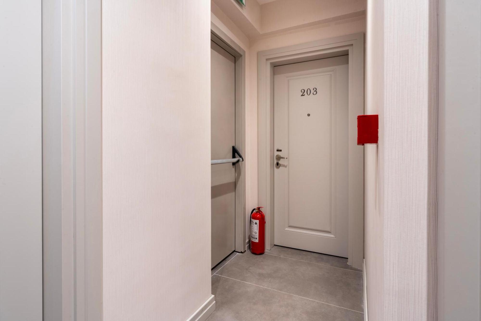 Smart And Simple Hotel Karakoy Istanbul Eksteriør billede